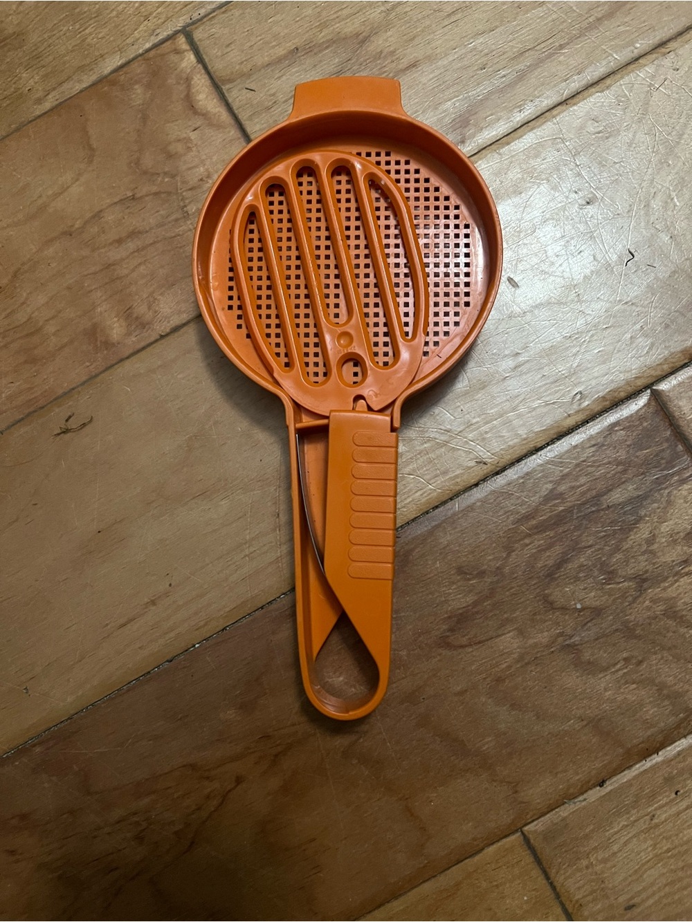 Tupperware 1970’s “sift it” Hand Flour Sifter